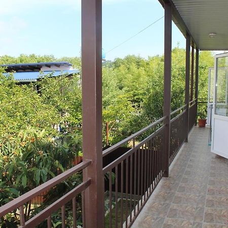 Guest House U Aleny Gagra Ngoại thất bức ảnh