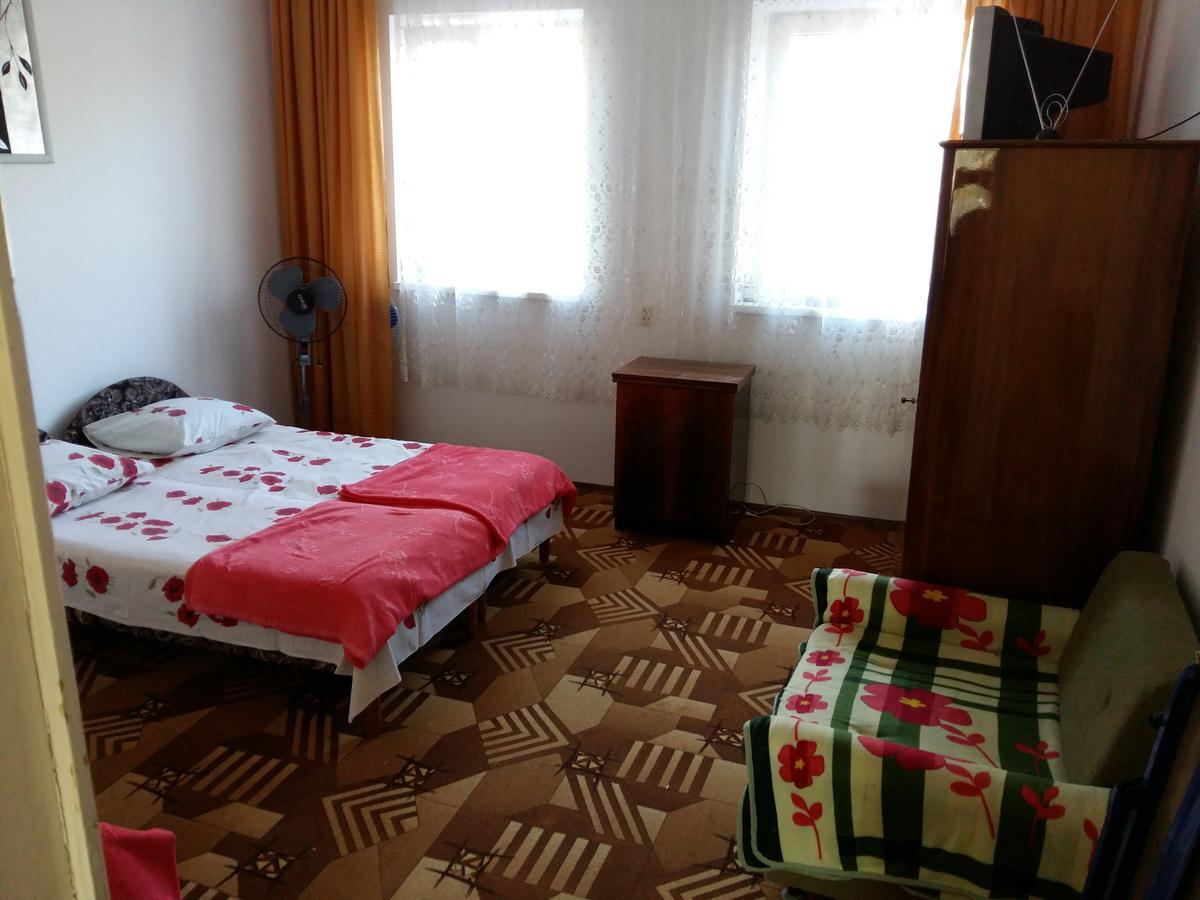 Guest House U Aleny Gagra Ngoại thất bức ảnh