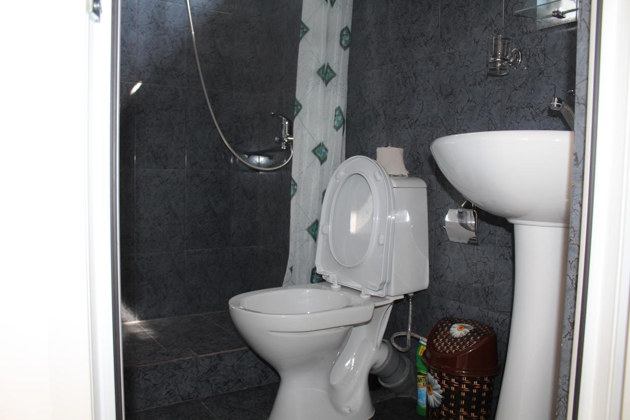 Guest House U Aleny Gagra Ngoại thất bức ảnh