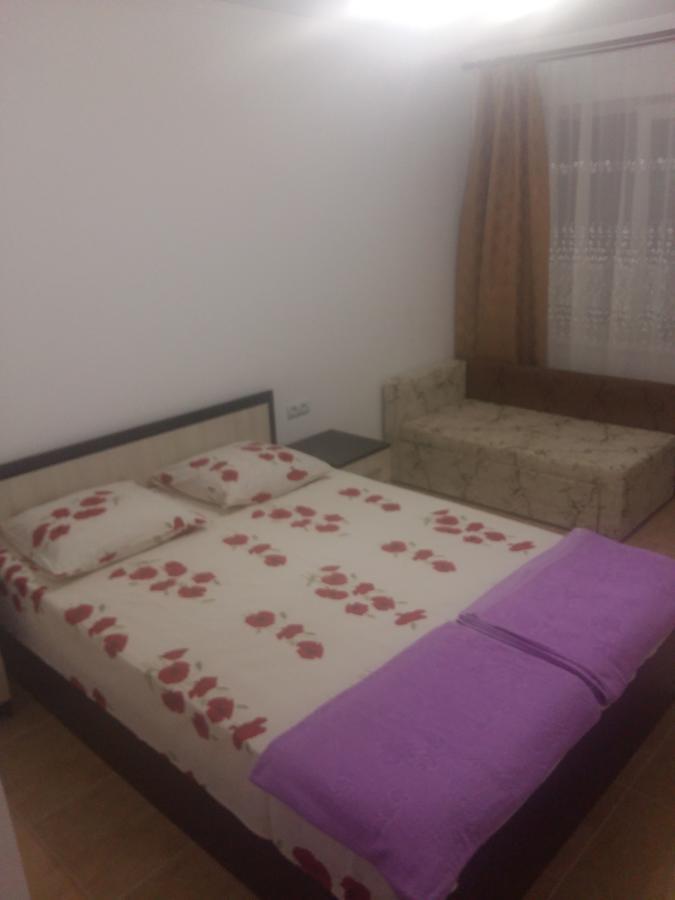 Guest House U Aleny Gagra Ngoại thất bức ảnh