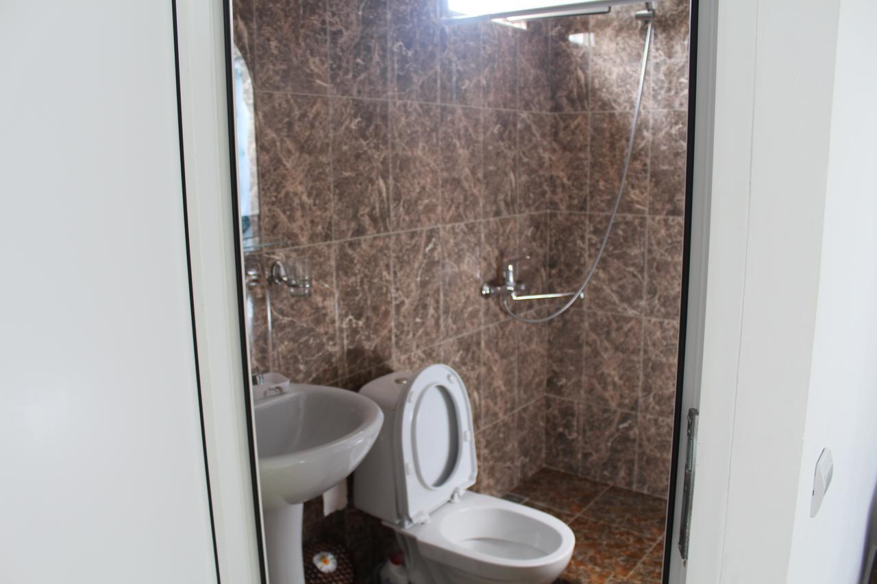 Guest House U Aleny Gagra Ngoại thất bức ảnh