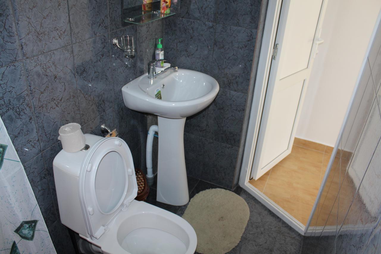 Guest House U Aleny Gagra Ngoại thất bức ảnh